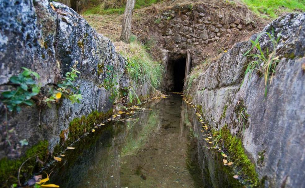 Foto de Acequia de Aynadamar en Molvízar, Granada